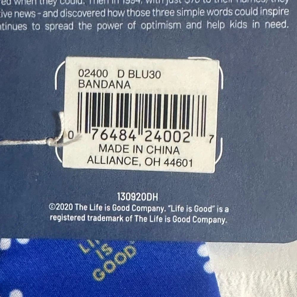 LIFE IS GOOD Dog Bandana Size Large 30